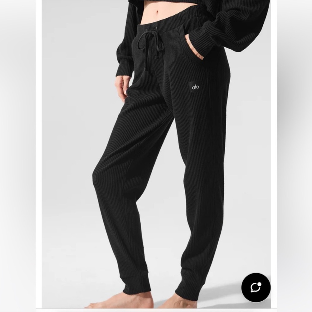 ALO YOGA Muse Ribbed HR Sweatpants Black Sz S - Picture 7 of 8
